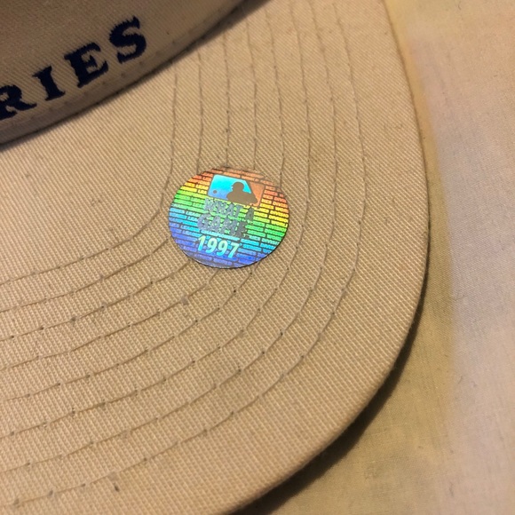 1997 Florida Marlins MLB World Champions SnapBack - Picture 6 of 6